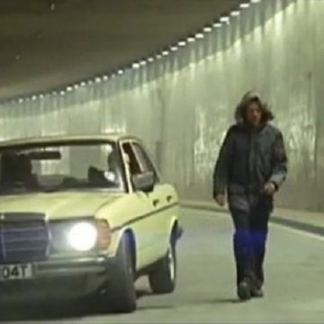 Rabbit in Your Headlights / U.N.K.L.E.