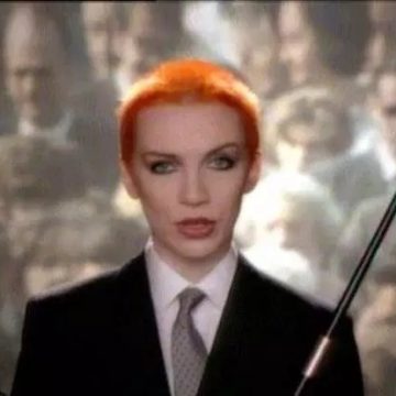 Sweet Dreams (Are Made of This) / Eurythmics